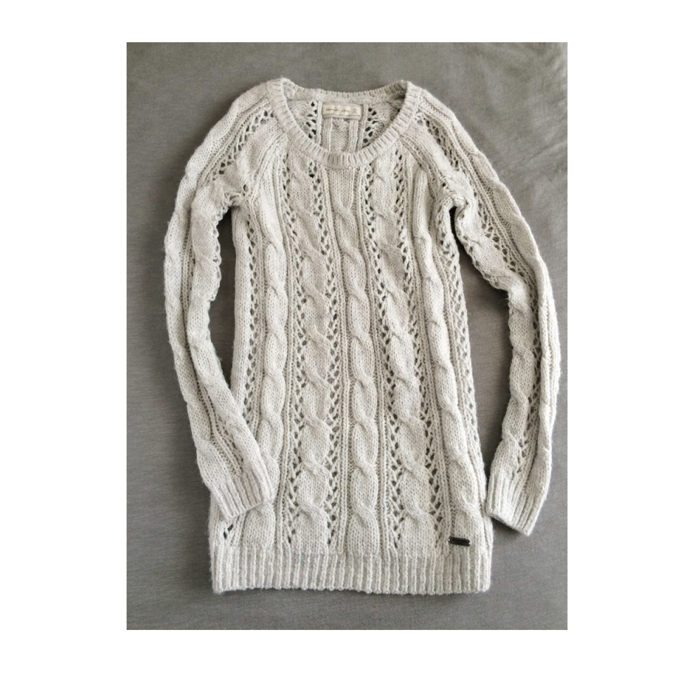 abercrombie-sweater-1